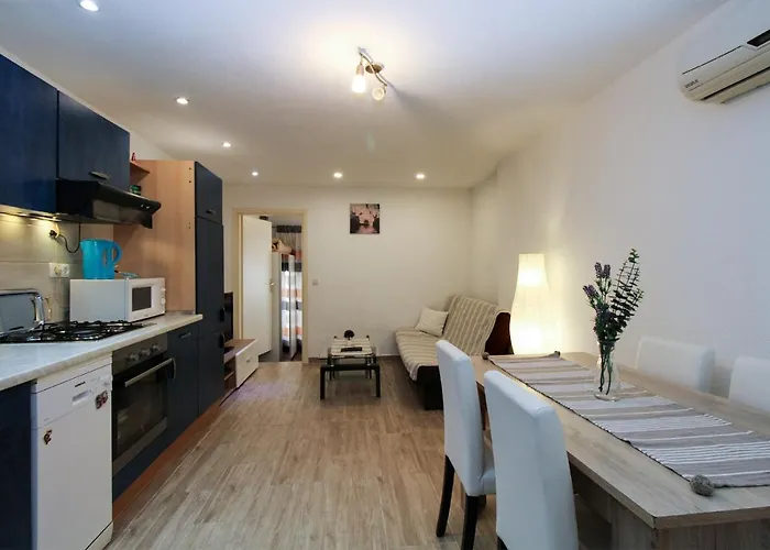 Apartament Besima 2178