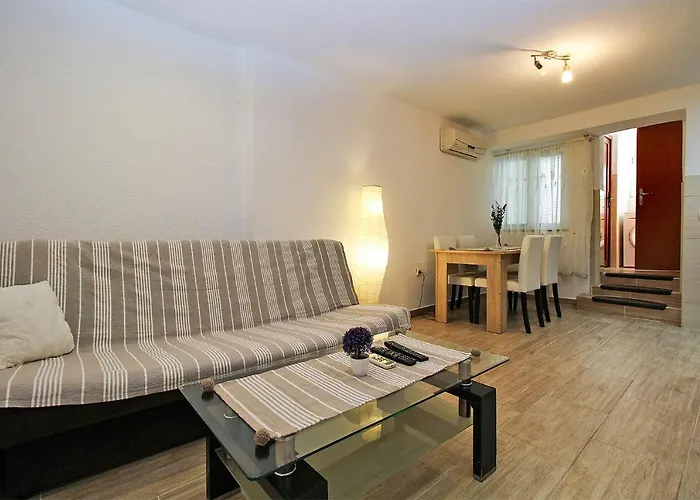 Besima 2178 Apartman *